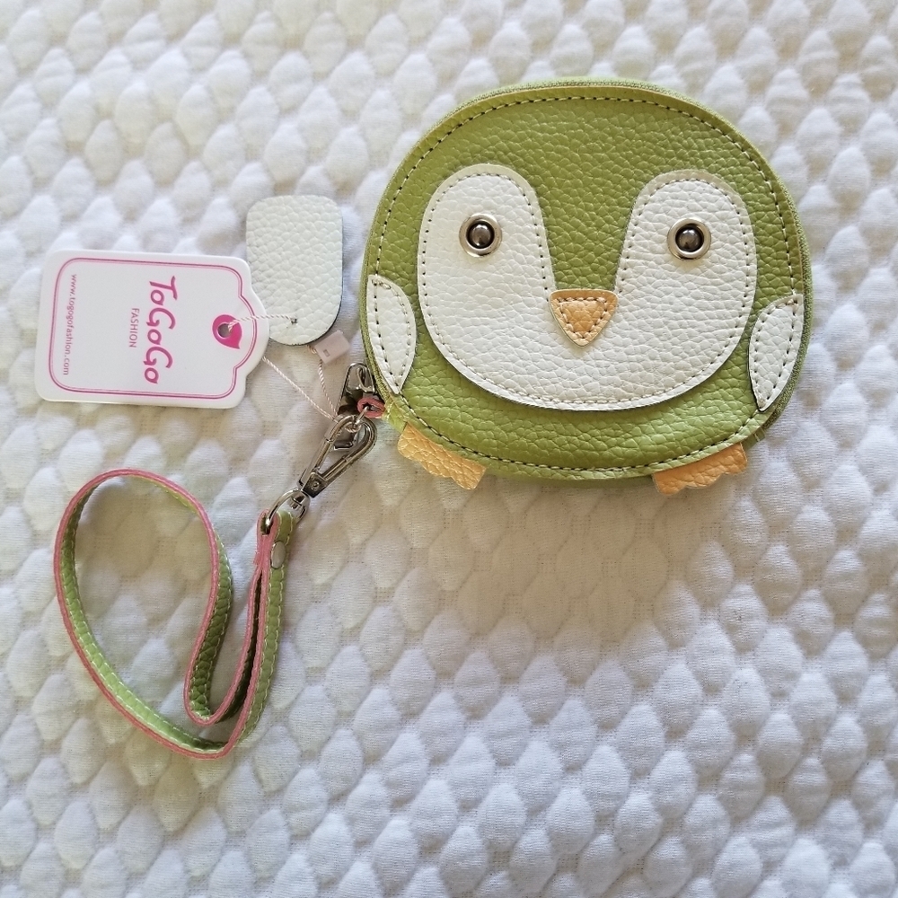 To go go | Penguin Coin Pouch